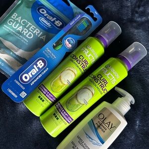 Garnier Fructis Curl Construct Mousse Oral-B Toothbrush. Self Care Bundle. ♥️